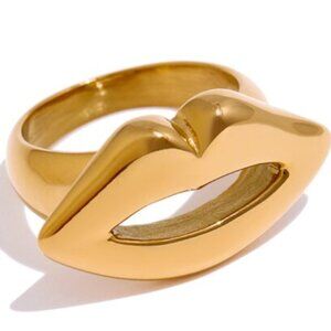 Lips Ring